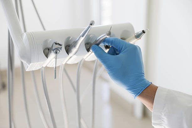 Professional Emergency Dentist technician working in Holmen, WI